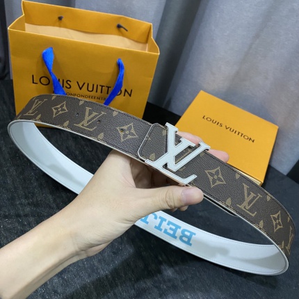 Louis Vuitton AAA Belts in 182557