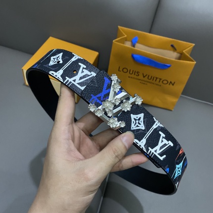 Louis Vuitton AAA Belts in 182565