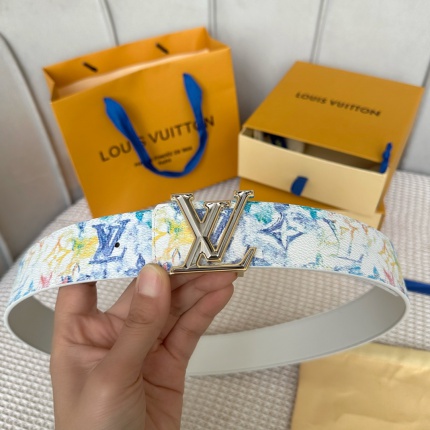 Louis Vuitton AAA Belts in 182587
