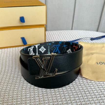 Louis Vuitton AAA Belts in 182590
