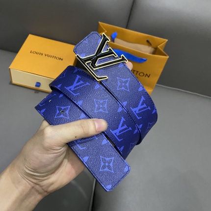 Louis Vuitton AAA Belts in 182595