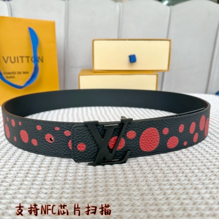 Louis Vuitton AAA Belts in 182604