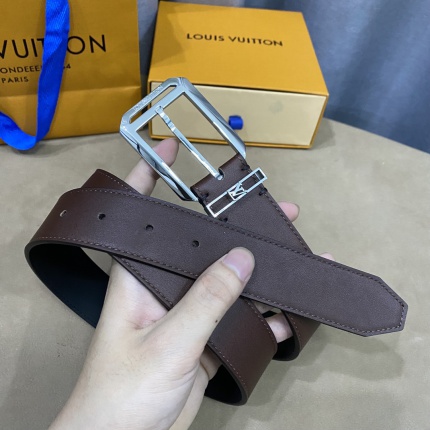 Louis Vuitton AAA Belts in 182615