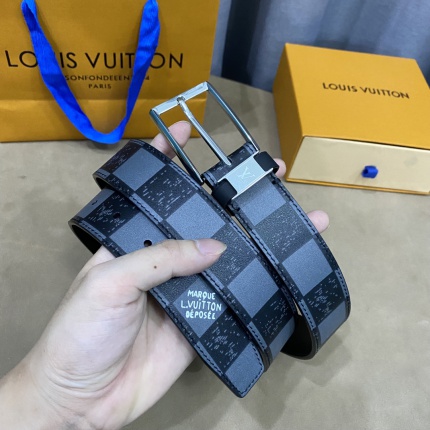 Louis Vuitton AAA Belts in 182619