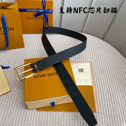 Louis Vuitton AAA Belts in 182622