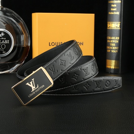Louis Vuitton AAA Belts in 182629