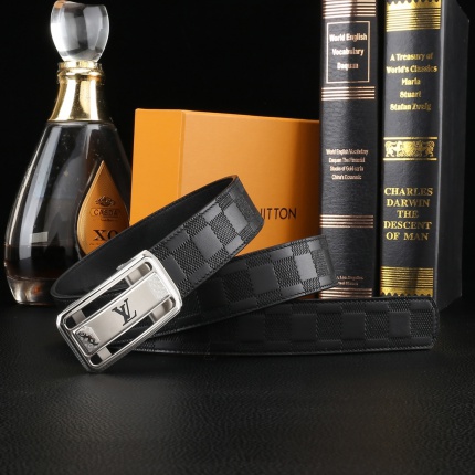 Louis Vuitton AAA Belts in 182630