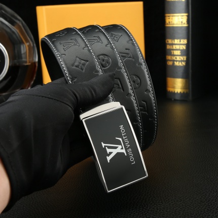Louis Vuitton AAA Belts in 182631