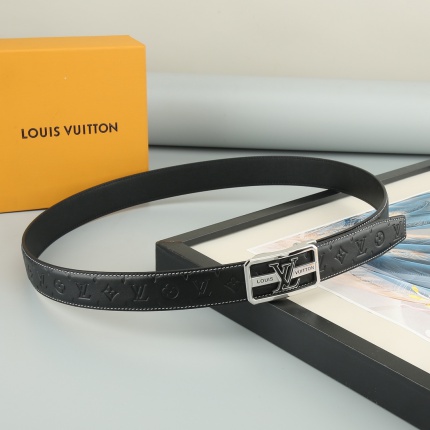 Louis Vuitton AAA Belts in 182640