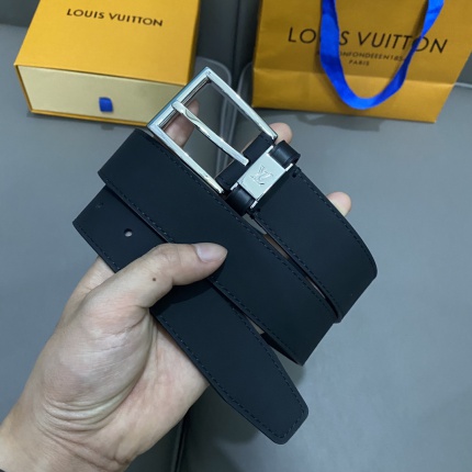 Louis Vuitton AAA Belts in 182644