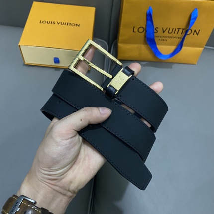 Louis Vuitton AAA Belts in 182645
