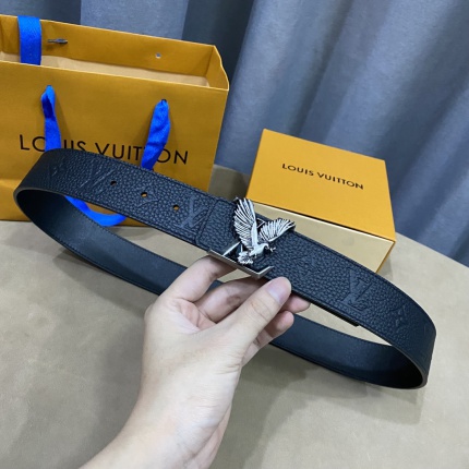 Louis Vuitton AAA Belts in 182655