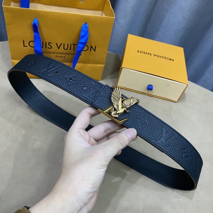 Louis Vuitton AAA Belts in 182656