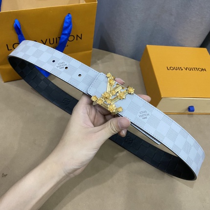 Louis Vuitton AAA Belts in 182671