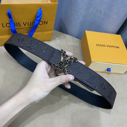 Louis Vuitton AAA Belts in 182674