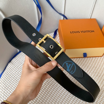Louis Vuitton AAA Belts in 182677