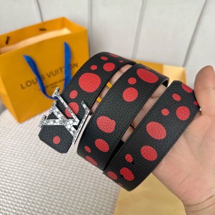 Louis Vuitton AAA Belts in 182690