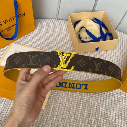 Louis Vuitton AAA Belts in 182704