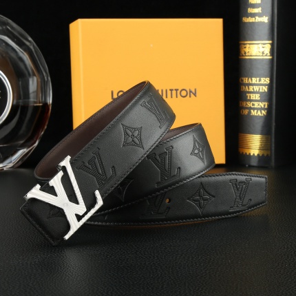 Louis Vuitton AAA Belts in 182712