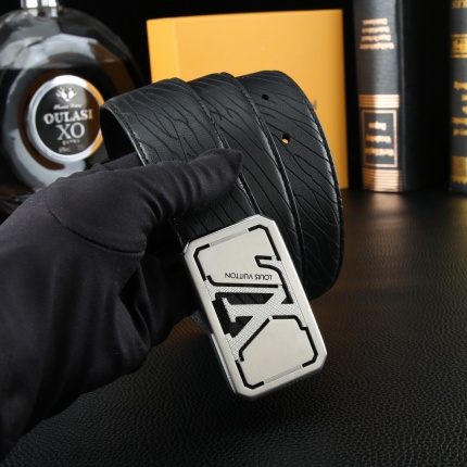 Louis Vuitton AAA Belts in 182724