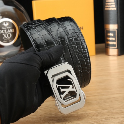 Louis Vuitton AAA Belts in 182728