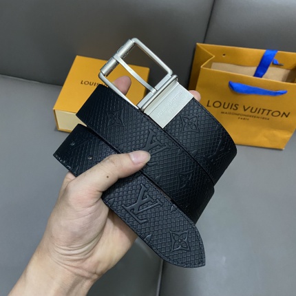 Louis Vuitton AAA Belts in 182734