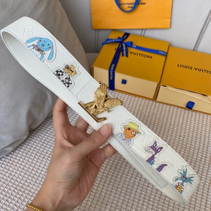 Louis Vuitton AAA Belts in 182738