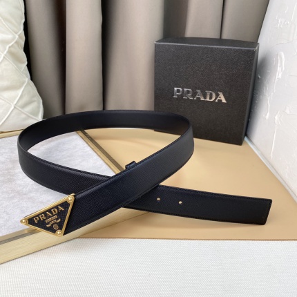 prada AAA Quality Belts in 182746