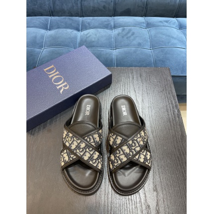 Dior Slippers For Men in 182833