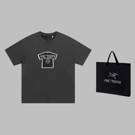 ARC TERYX T-shirts for Men in 183059
