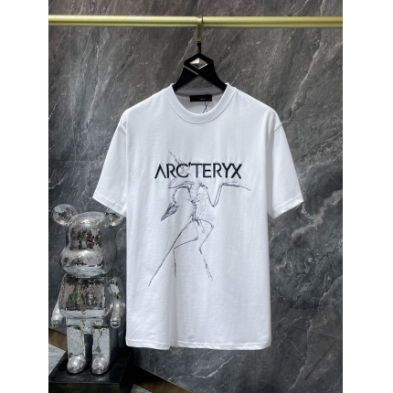 ARC TERYX T-shirts for Men in 183228