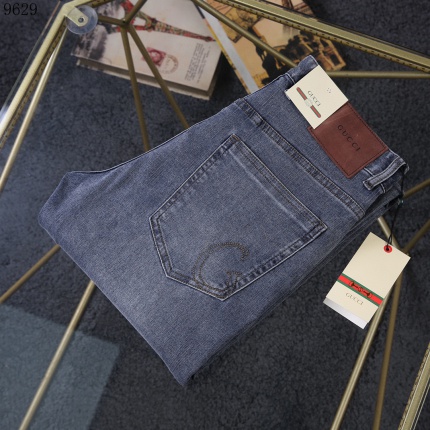 Gucci Jeans for Men in 183764