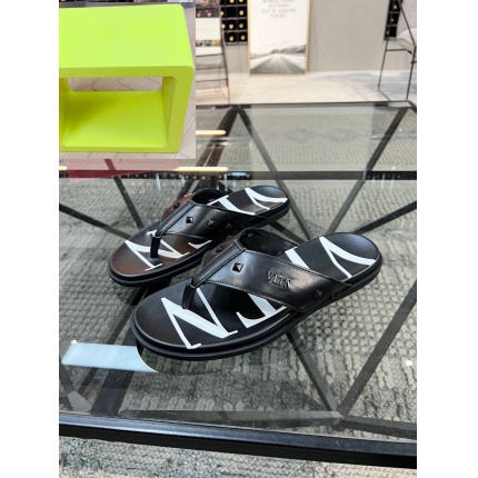 Valentino Slippers Men in 183922