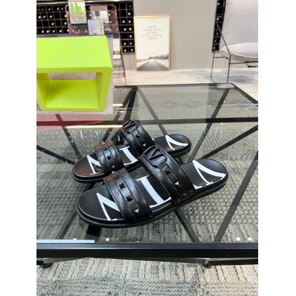Valentino Slippers Men in 183924