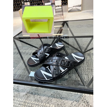 Valentino Slippers Men in 183925