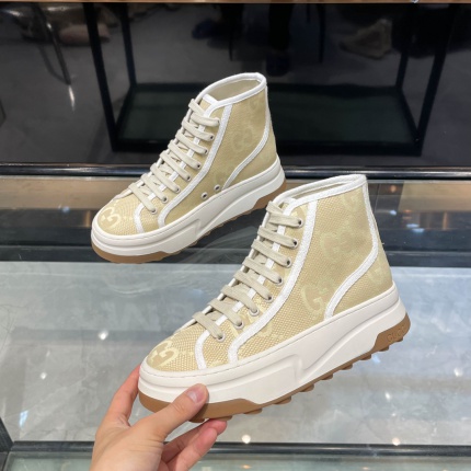 New Arrivals Gucci Sneakers For Women in 183987