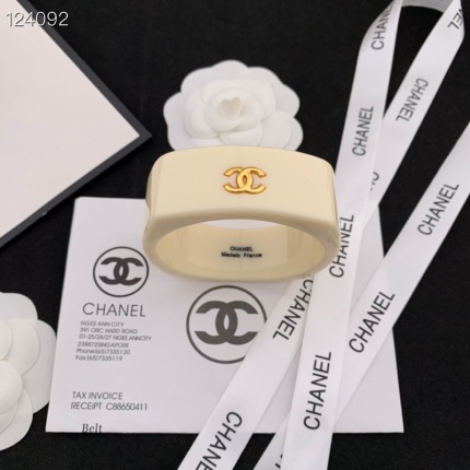 High quality Chanal Braclets in 184048