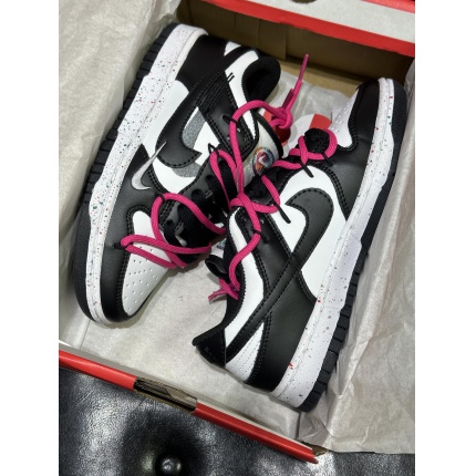 Nike Dunk Low Shoes for Women in 184089