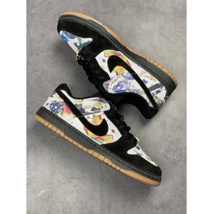 Nike Dunk Low Shoes for Men in 184102