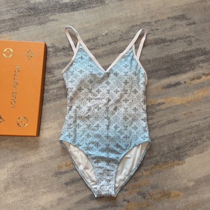 New Arrivals High quality Louis Vuitton Bikini in 184227