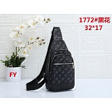 Louis Vuitton Cross Bags Men in 180474