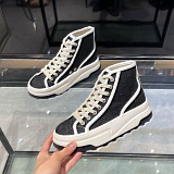 New Arrivals Gucci Sneakers For Women in 183991