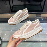 New Arrivals Gucci Sneakers For Women in 183997