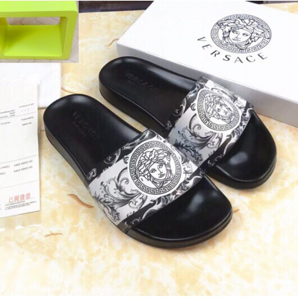 Versace Slippers For Men in 184343