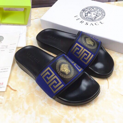 Versace Slippers For Men in 184344