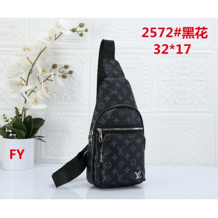 Louis Vuitton Cross Bags Men in 184353