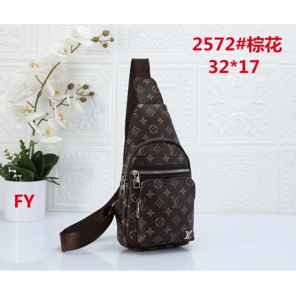 Louis Vuitton Cross Bags Men in 184354