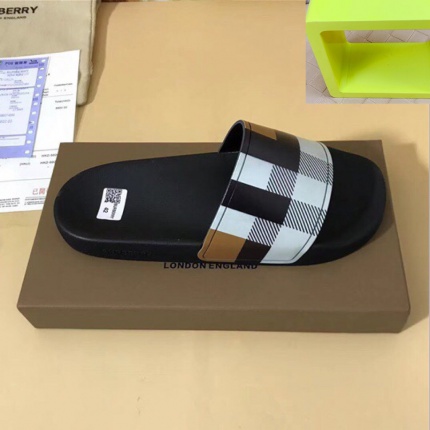 Burberry Slippers For Men in 184380