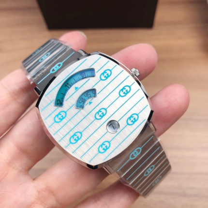 Gucci AAA Quality Watches in 184386