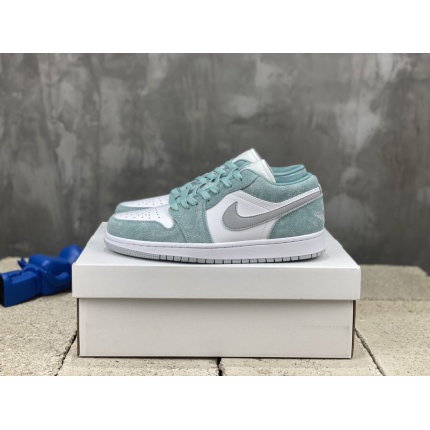 Jordan 1 Shoes for Men in 184498